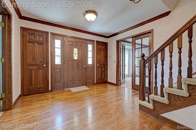 1688 Carpenter Drive, Troy, MI 48098