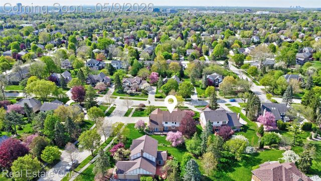 1688 Carpenter Drive, Troy, MI 48098