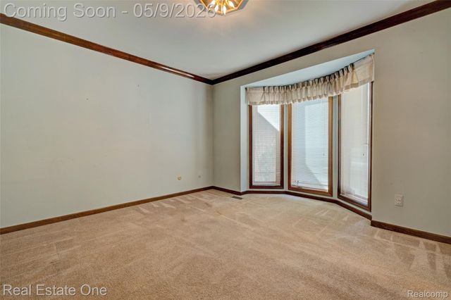 1688 Carpenter Drive, Troy, MI 48098