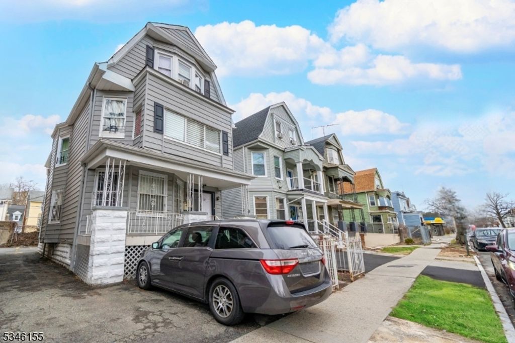287 Halsted St, East Orange City, NJ 07018