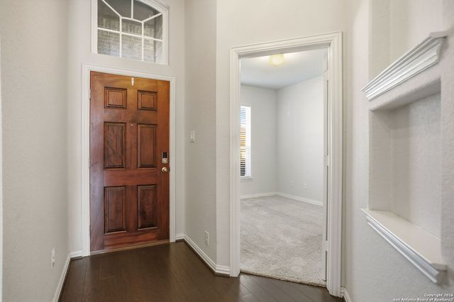 8244 Breezy, Selma, TX 78154