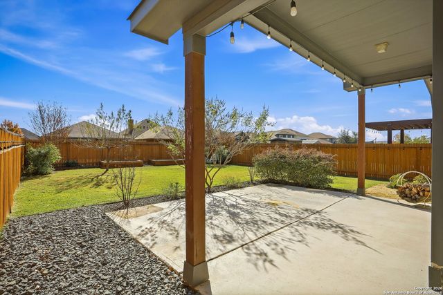 8244 Breezy, Selma, TX 78154