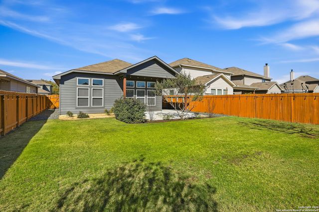 8244 Breezy, Selma, TX 78154