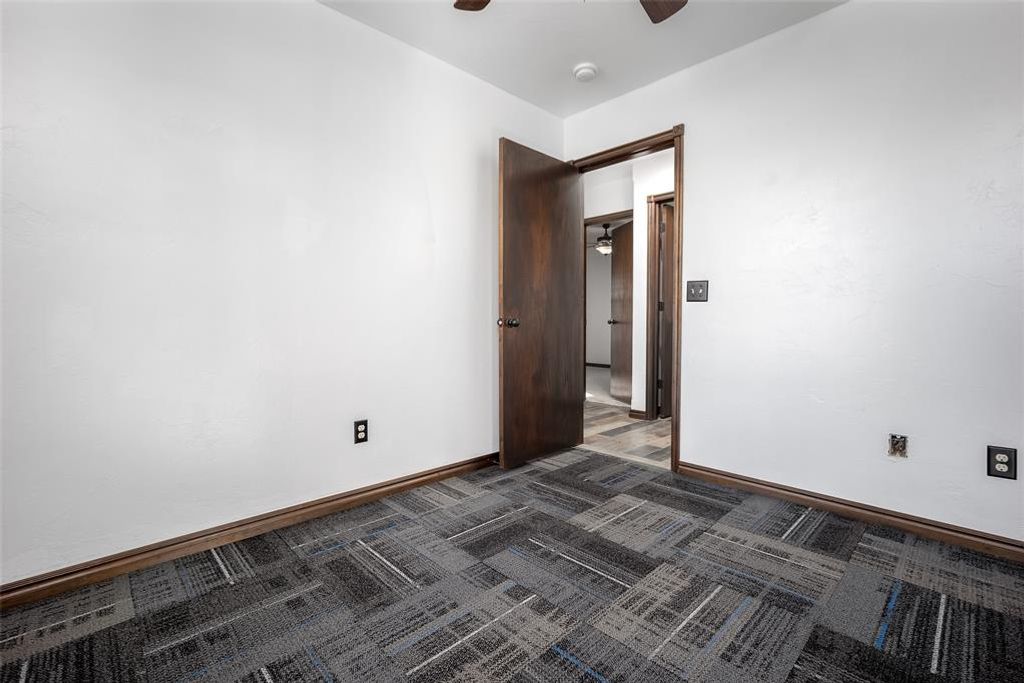 Image 17 of property listing at 949 County Street 2932, Tuttle, OK 73089