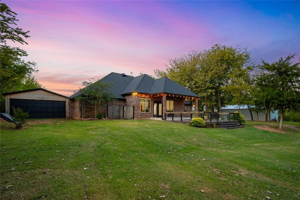 Image 26 of property listing at 949 County Street 2932, Tuttle, OK 73089