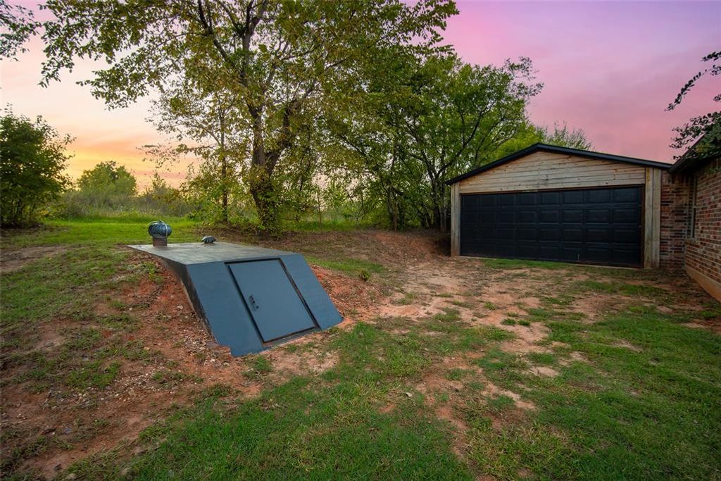 Image 28 of property listing at 949 County Street 2932, Tuttle, OK 73089