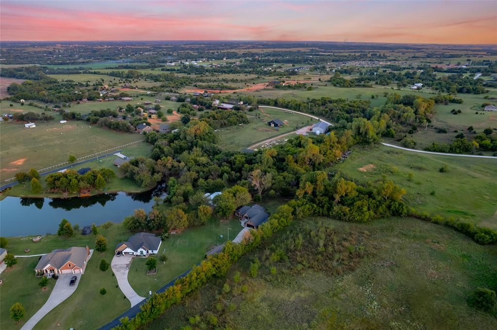 Image 29 of property listing at 949 County Street 2932, Tuttle, OK 73089