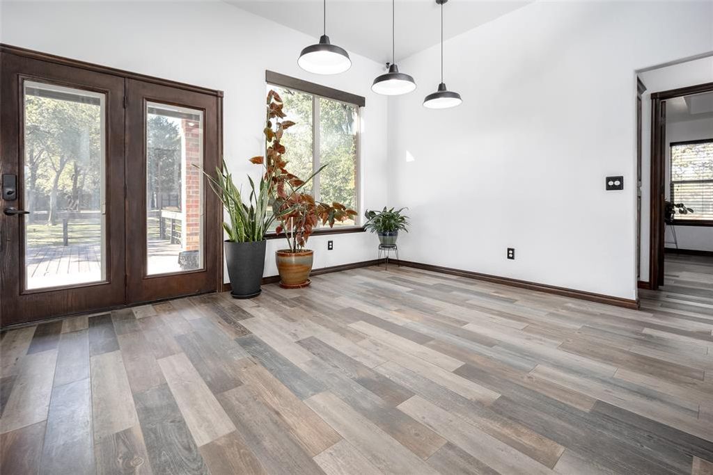 Image 5 of property listing at 949 County Street 2932, Tuttle, OK 73089