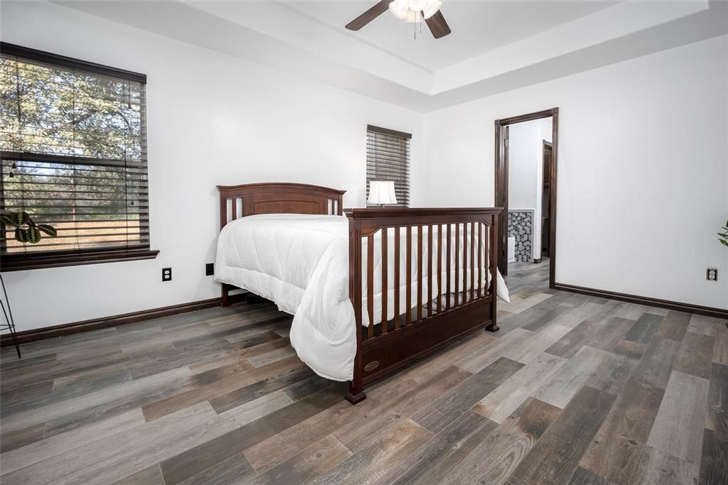 Image 10 of property listing at 949 County Street 2932, Tuttle, OK 73089