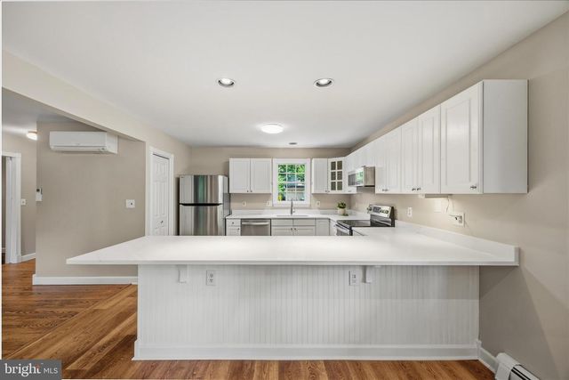 565 SUNSET KNOLL RD, Pasadena, MD 21122