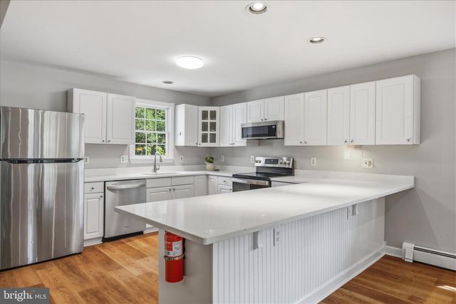 565 SUNSET KNOLL RD, Pasadena, MD 21122
