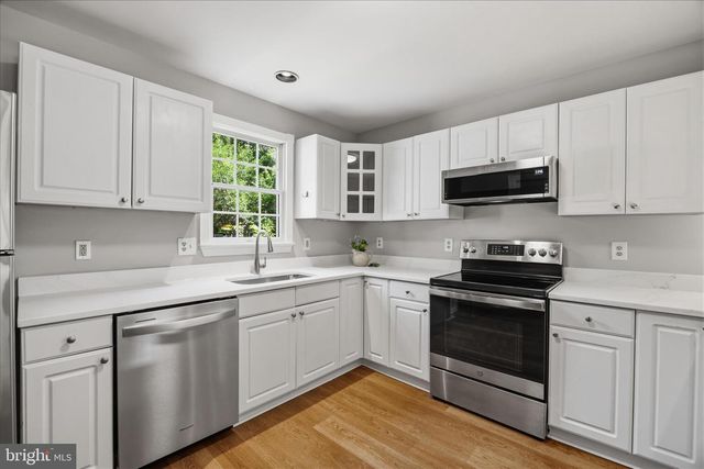 565 SUNSET KNOLL RD, Pasadena, MD 21122