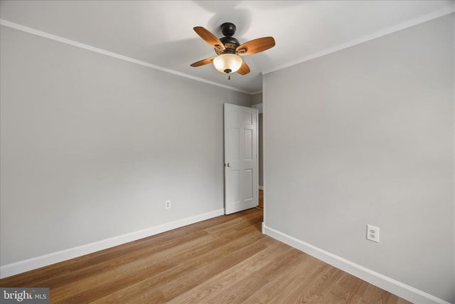 565 SUNSET KNOLL RD, Pasadena, MD 21122