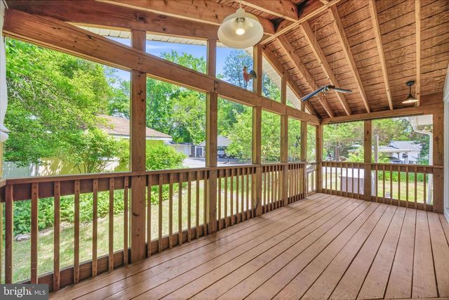 565 SUNSET KNOLL RD, Pasadena, MD 21122