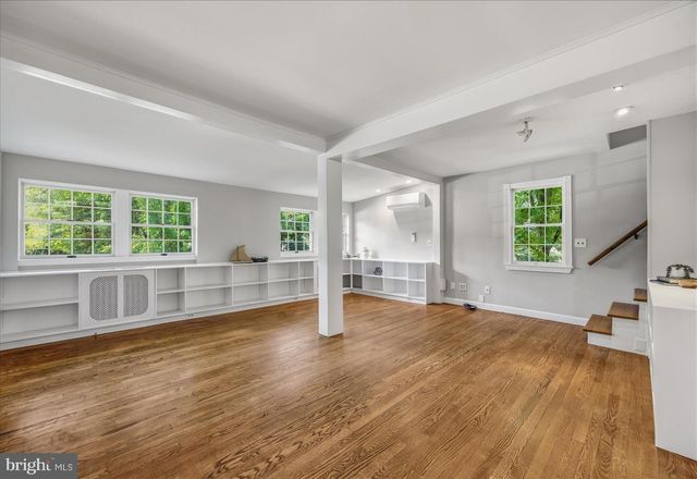 565 SUNSET KNOLL RD, Pasadena, MD 21122