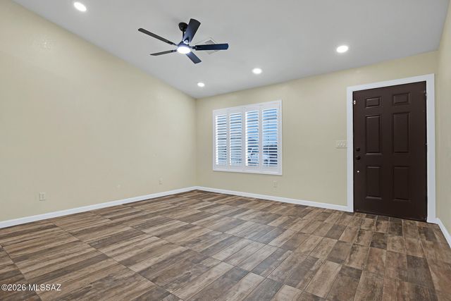 1260 W Crystal Palace Place, Tucson, AZ 85737