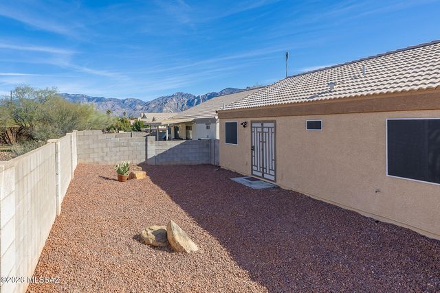 1260 W Crystal Palace Place, Tucson, AZ 85737