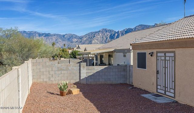 1260 W Crystal Palace Place, Tucson, AZ 85737