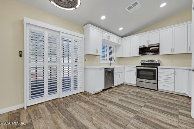 1260 W Crystal Palace Place, Tucson, AZ 85737