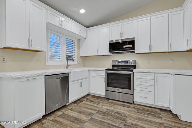 1260 W Crystal Palace Place, Tucson, AZ 85737