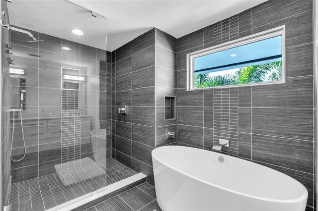 701 TYLER DRIVE, Sarasota, FL 34236