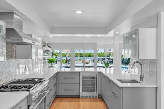 701 TYLER DRIVE, Sarasota, FL 34236