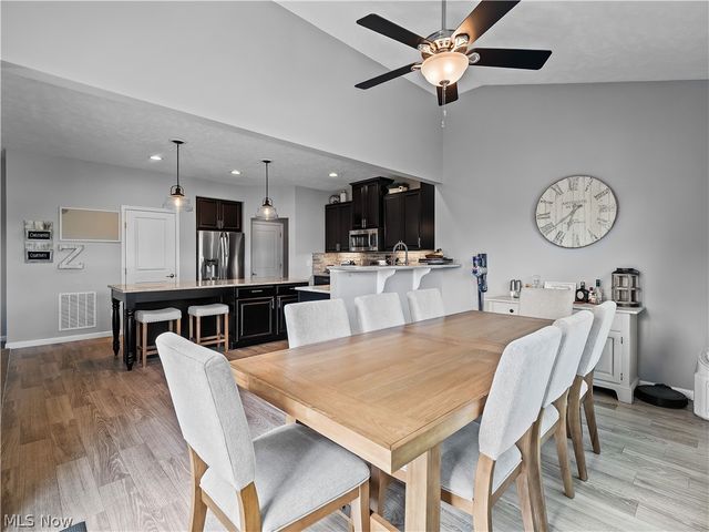 3145 Wheaton Dr Drive, Avon, OH 44011