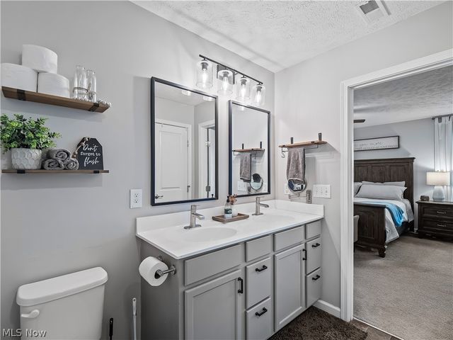 3145 Wheaton Dr Drive, Avon, OH 44011
