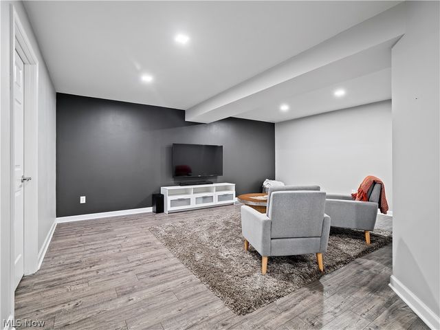 3145 Wheaton Dr Drive, Avon, OH 44011