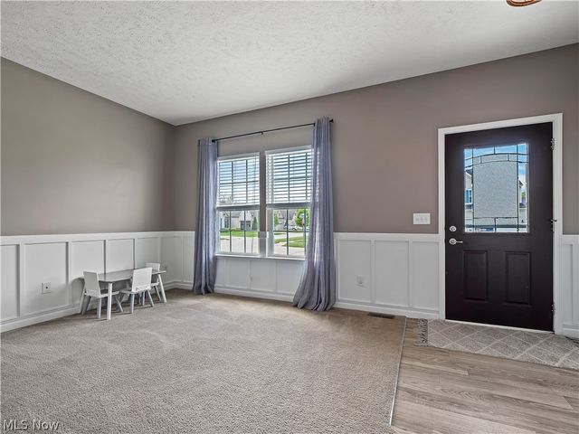 3145 Wheaton Dr Drive, Avon, OH 44011