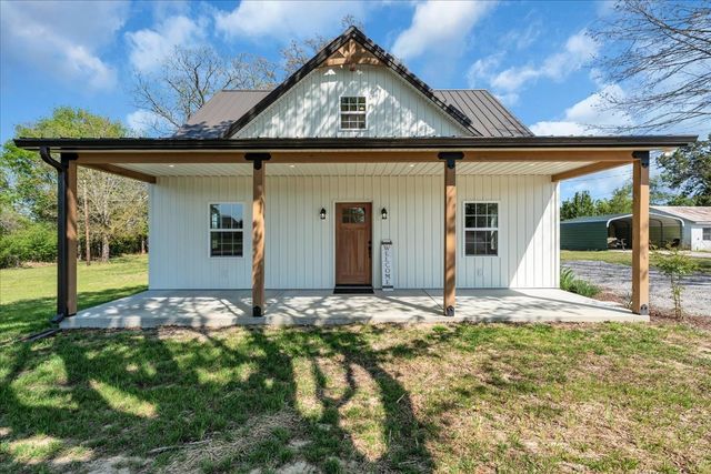 2152 Old Well Rd, Morrison, TN 37357