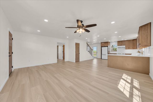 2152 Old Well Rd, Morrison, TN 37357