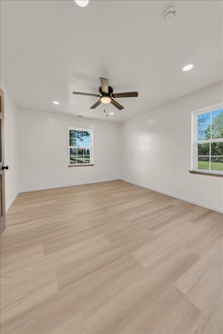 2152 Old Well Rd, Morrison, TN 37357