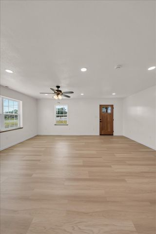 2152 Old Well Rd, Morrison, TN 37357