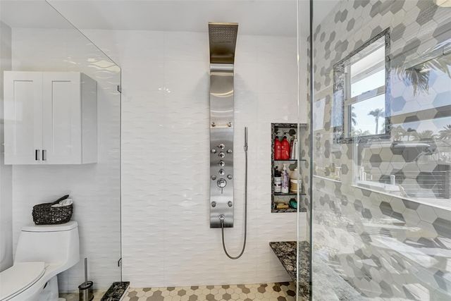 2524 SE 9th Street, Pompano Beach, FL 33062