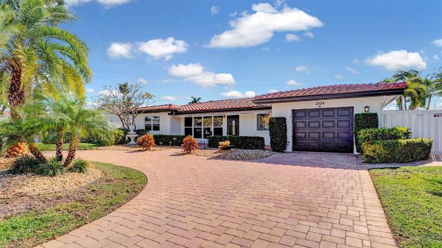 2524 SE 9th Street, Pompano Beach, FL 33062