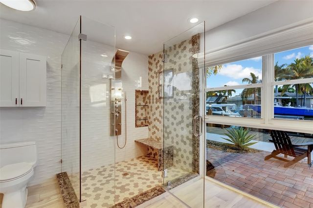 2524 SE 9th Street, Pompano Beach, FL 33062