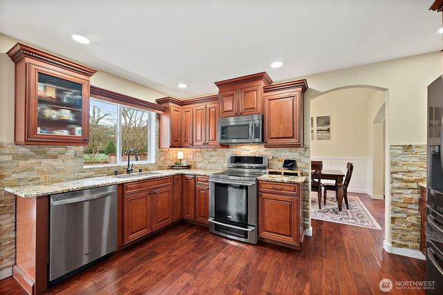 1213 Williams Court NW, Orting, WA 98360