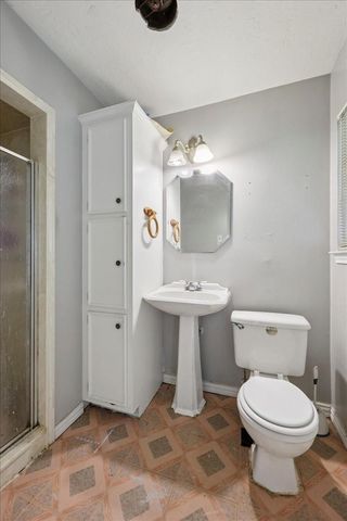 980 Evergreen Lane, Beaumont, TX 77706