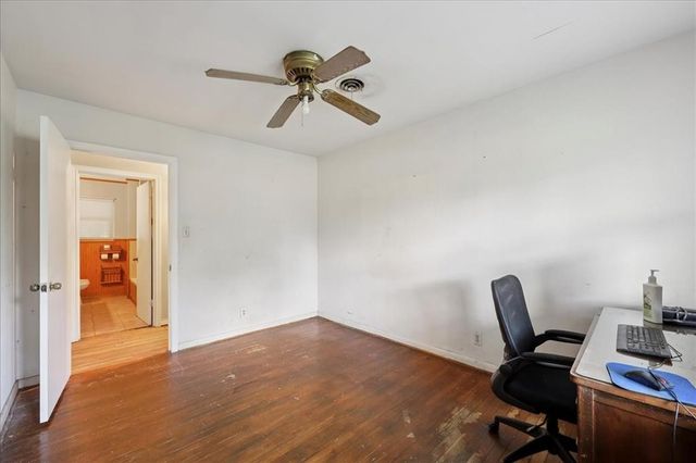 980 Evergreen Lane, Beaumont, TX 77706