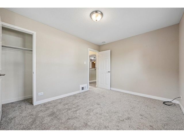 3290 Magnolia St, Denver, CO 80207