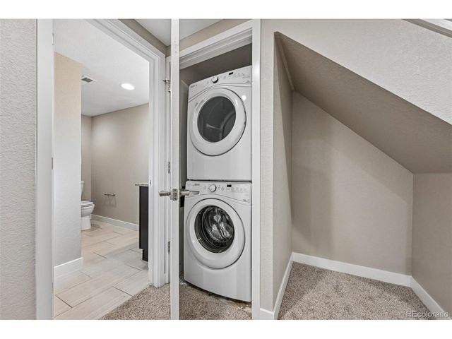 3290 Magnolia St, Denver, CO 80207