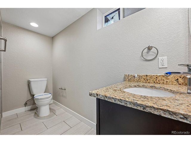 3290 Magnolia St, Denver, CO 80207