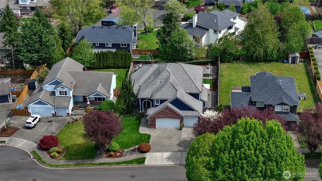 2103 13th Street SW, Puyallup, WA 98371