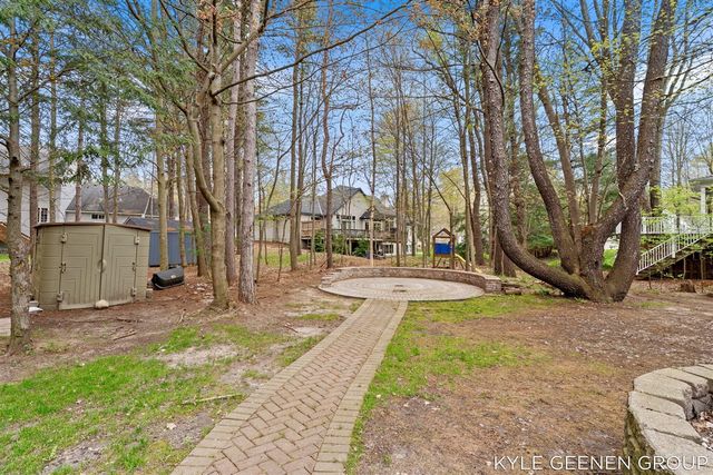 2918 Foxboro Lane, Holland, MI 49424