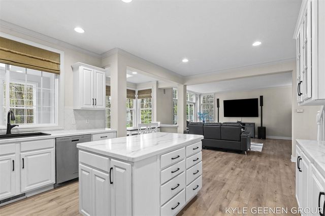2918 Foxboro Lane, Holland, MI 49424