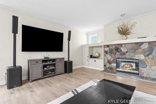2918 Foxboro Lane, Holland, MI 49424