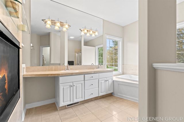 2918 Foxboro Lane, Holland, MI 49424