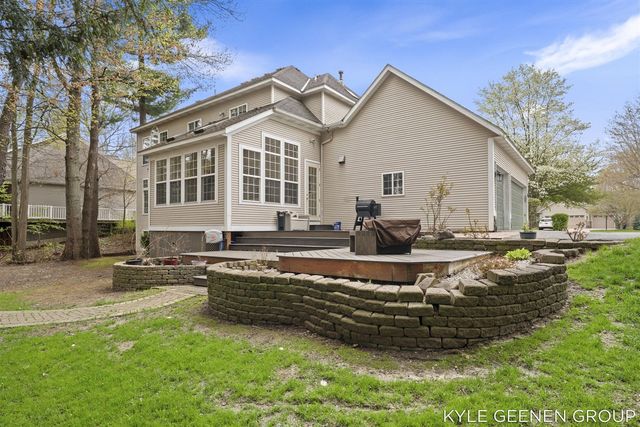 2918 Foxboro Lane, Holland, MI 49424