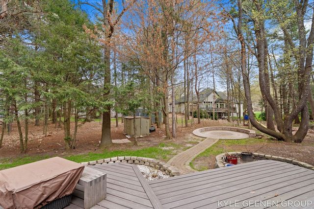 2918 Foxboro Lane, Holland, MI 49424
